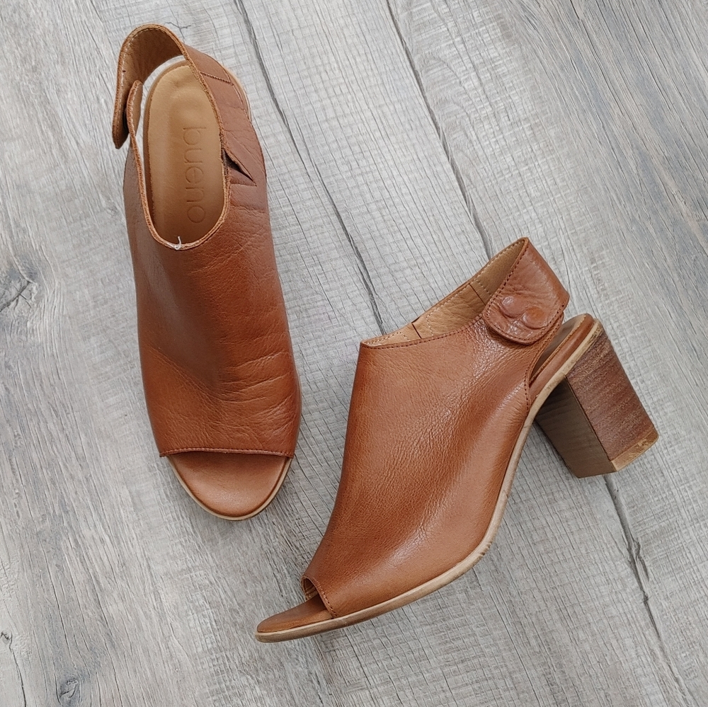 Bueno | leather mules